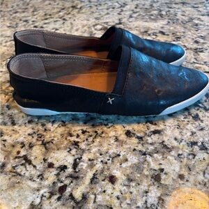 Melanie Slip on flats lack leather